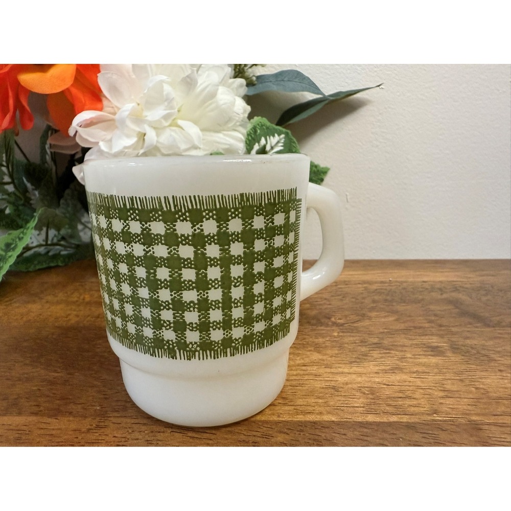 Anchor Hocking Fire-King Green Gingham Plaid Milk Glass Mug Vintage‎ Coffee Cup